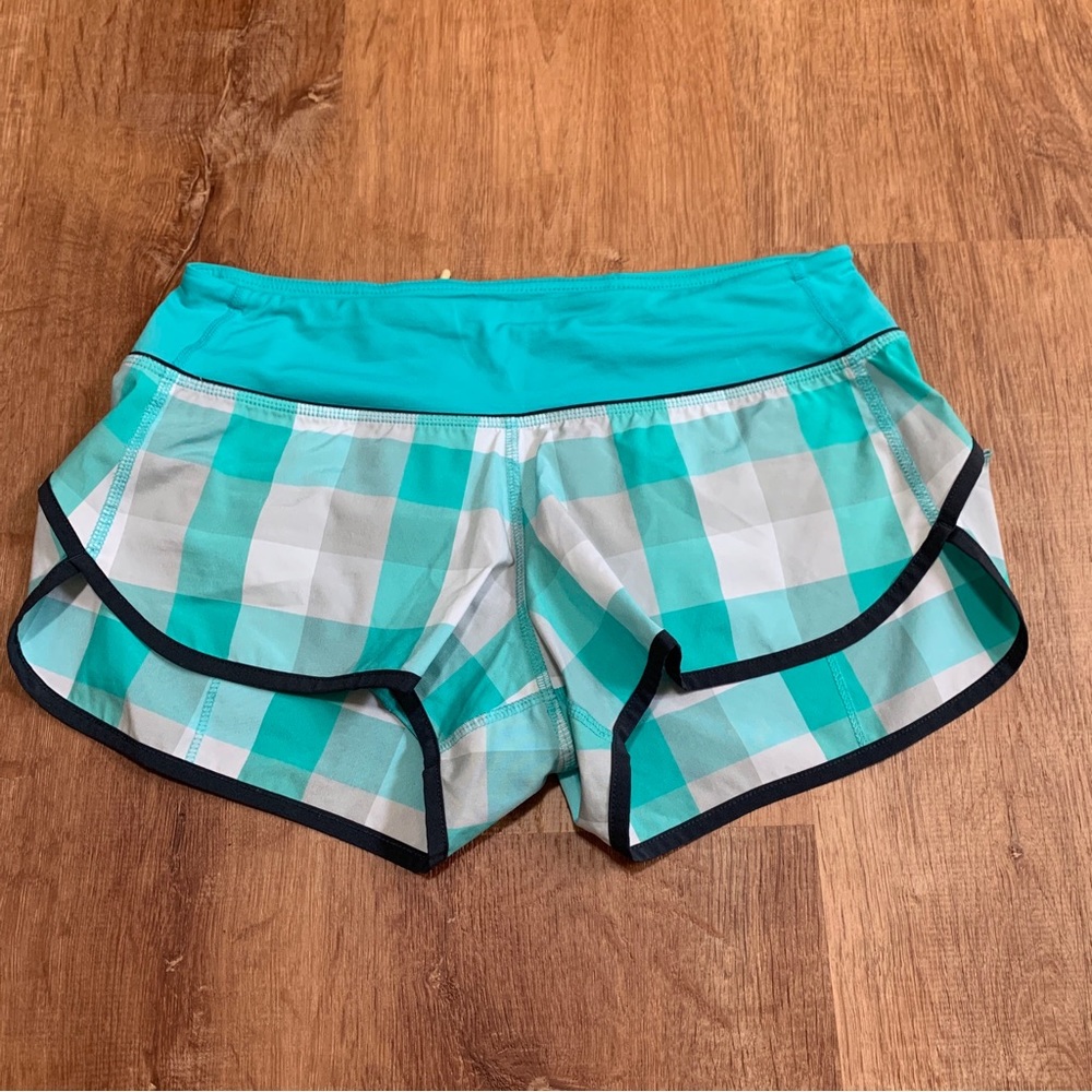 Lululemon short size 4